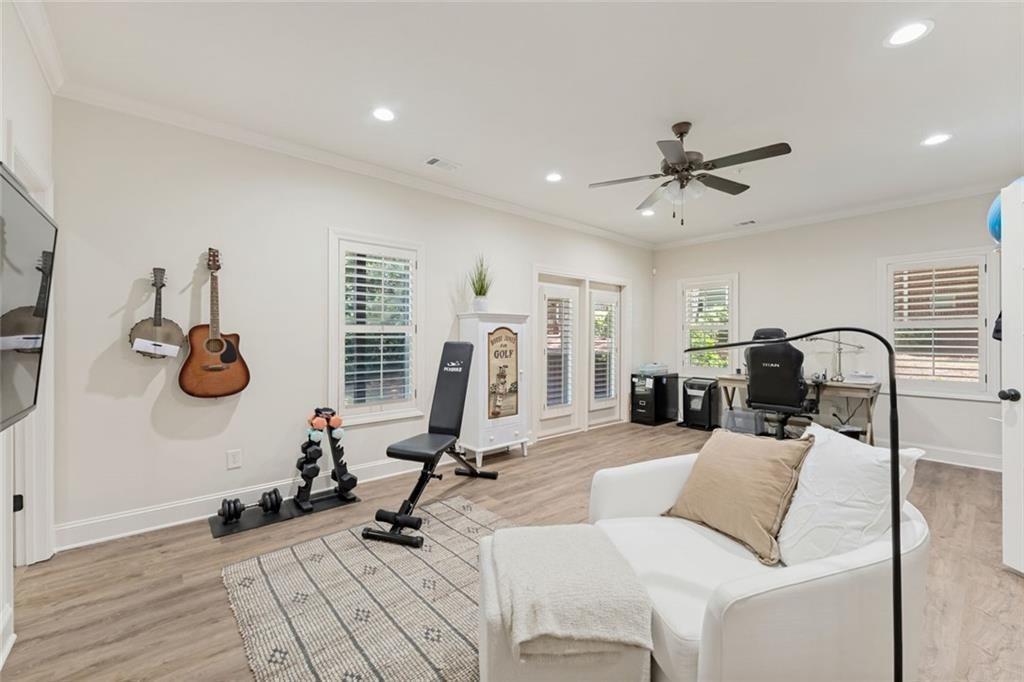 906 Dumaine Trace