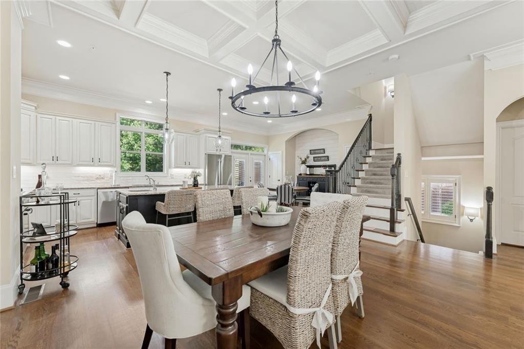 906 Dumaine Trace
