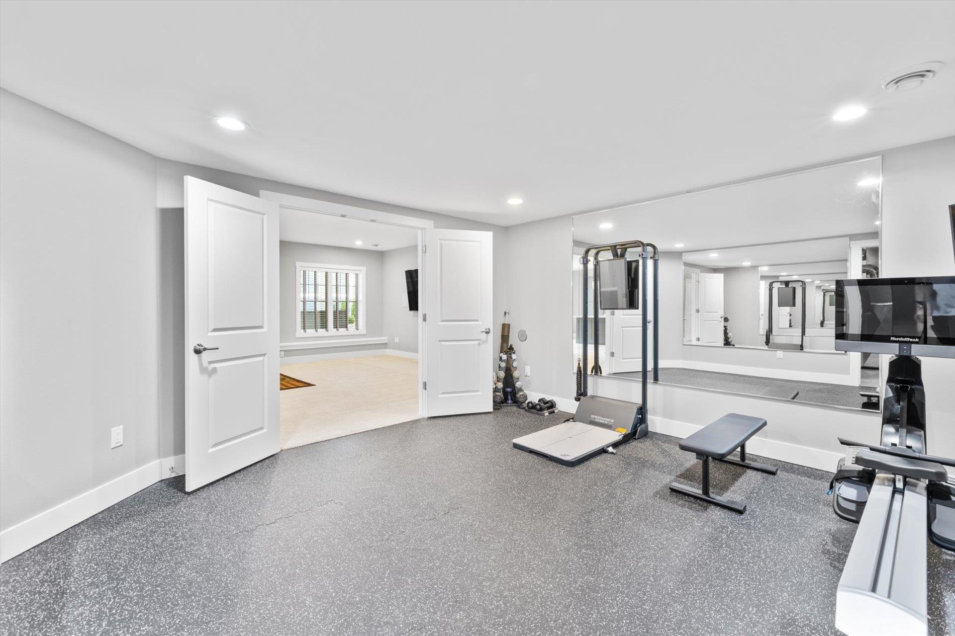 800 Lynn Street