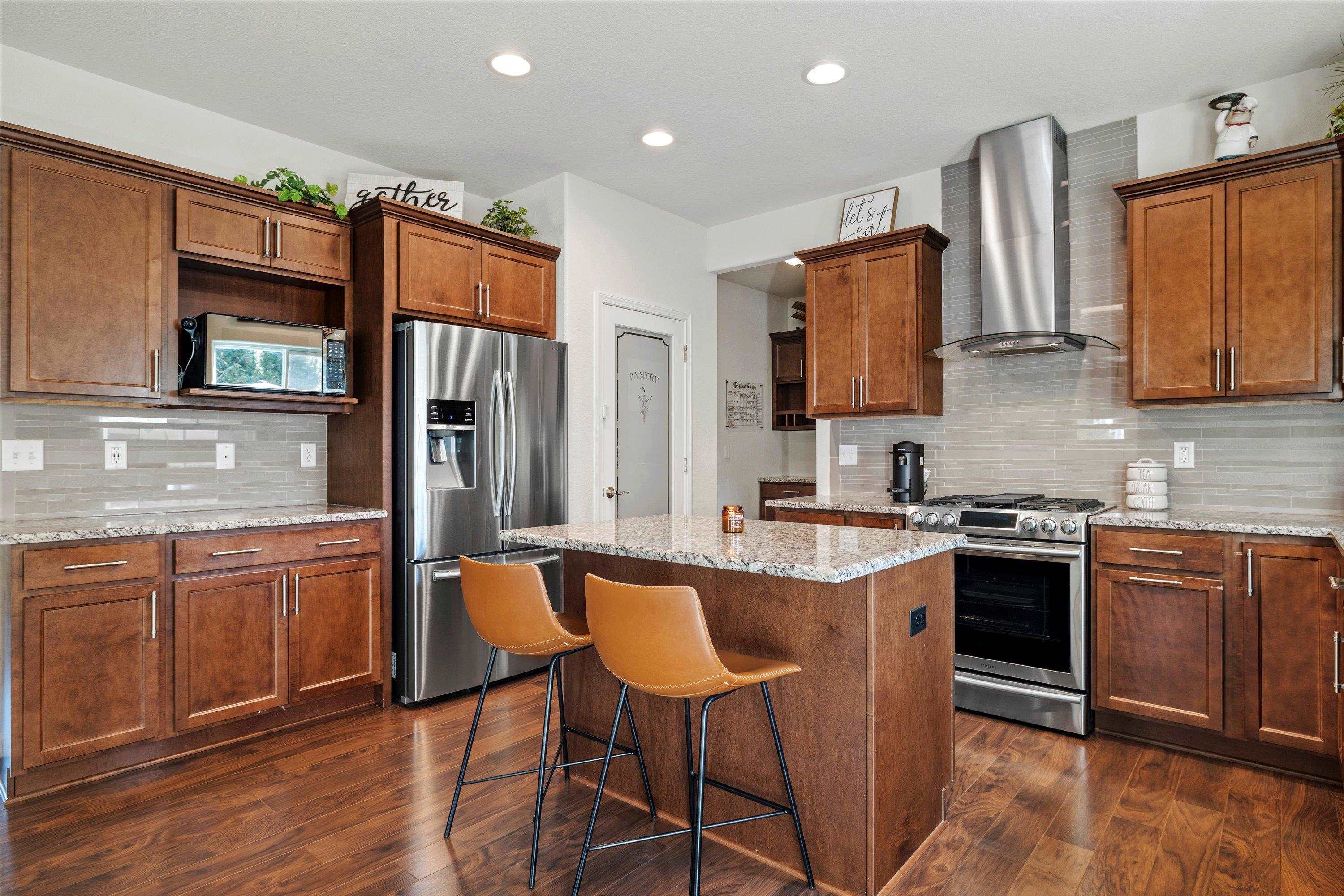 1549 Cambridge Court