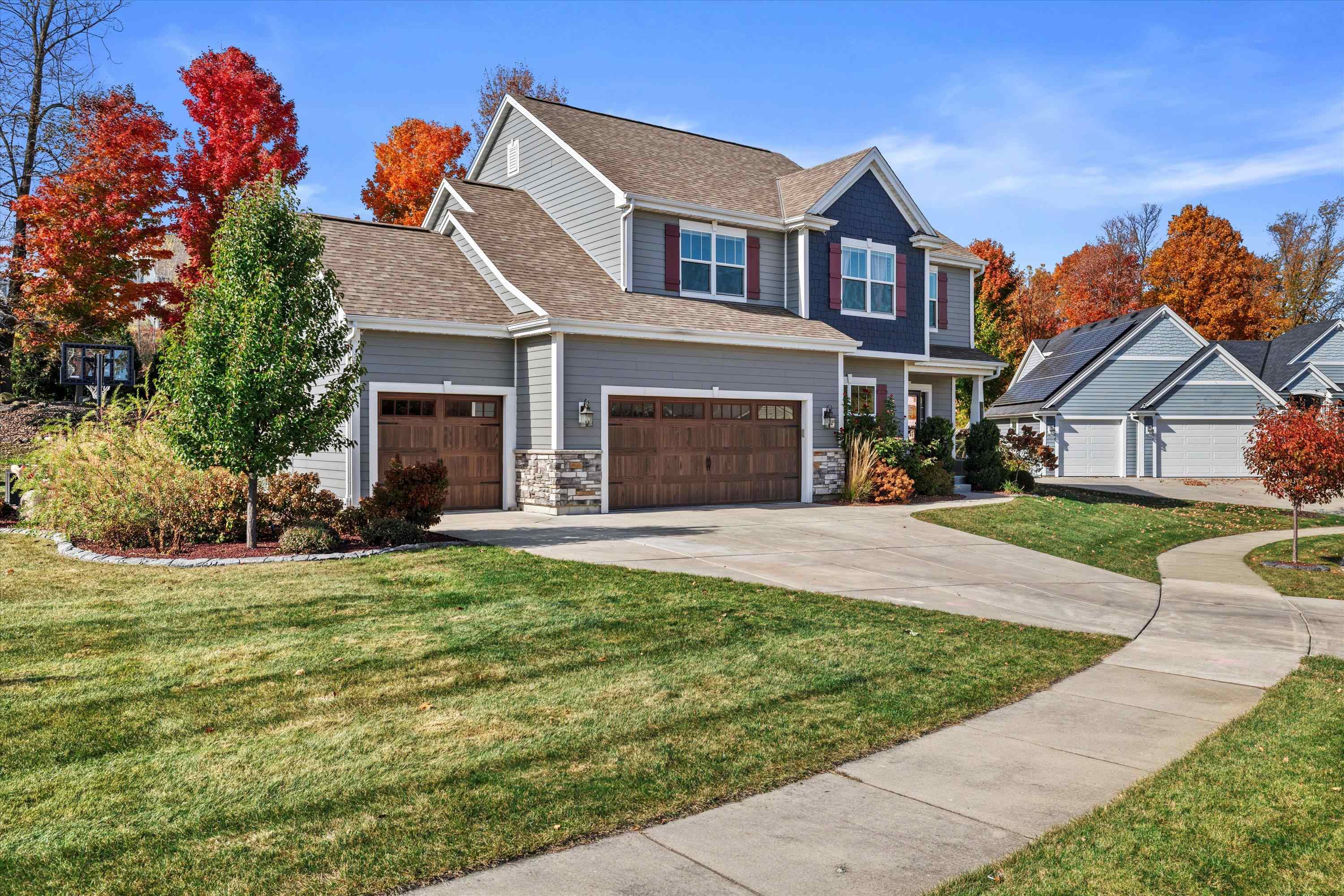 1549 Cambridge Court