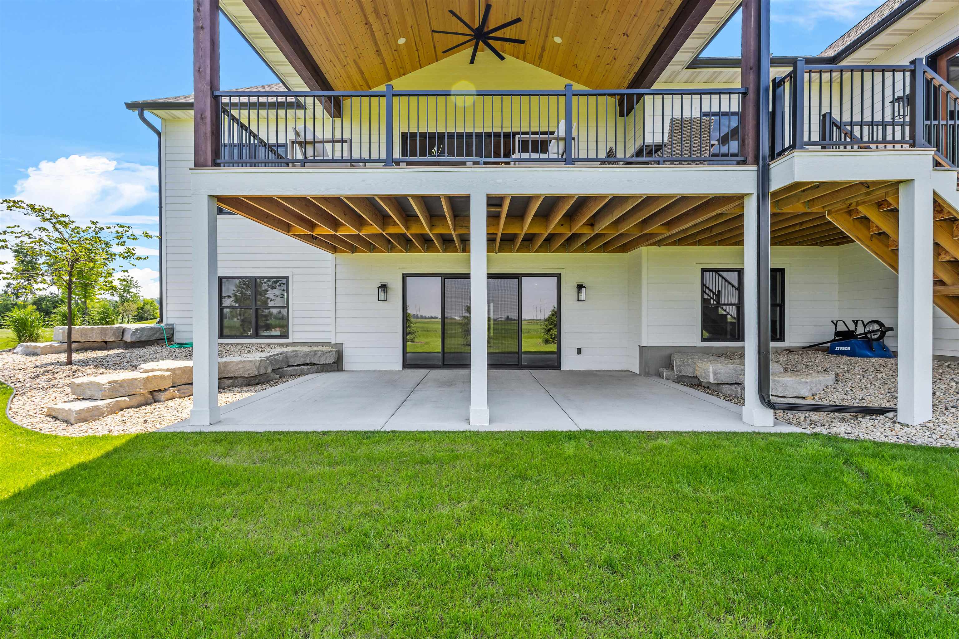 2994 Curtis Court