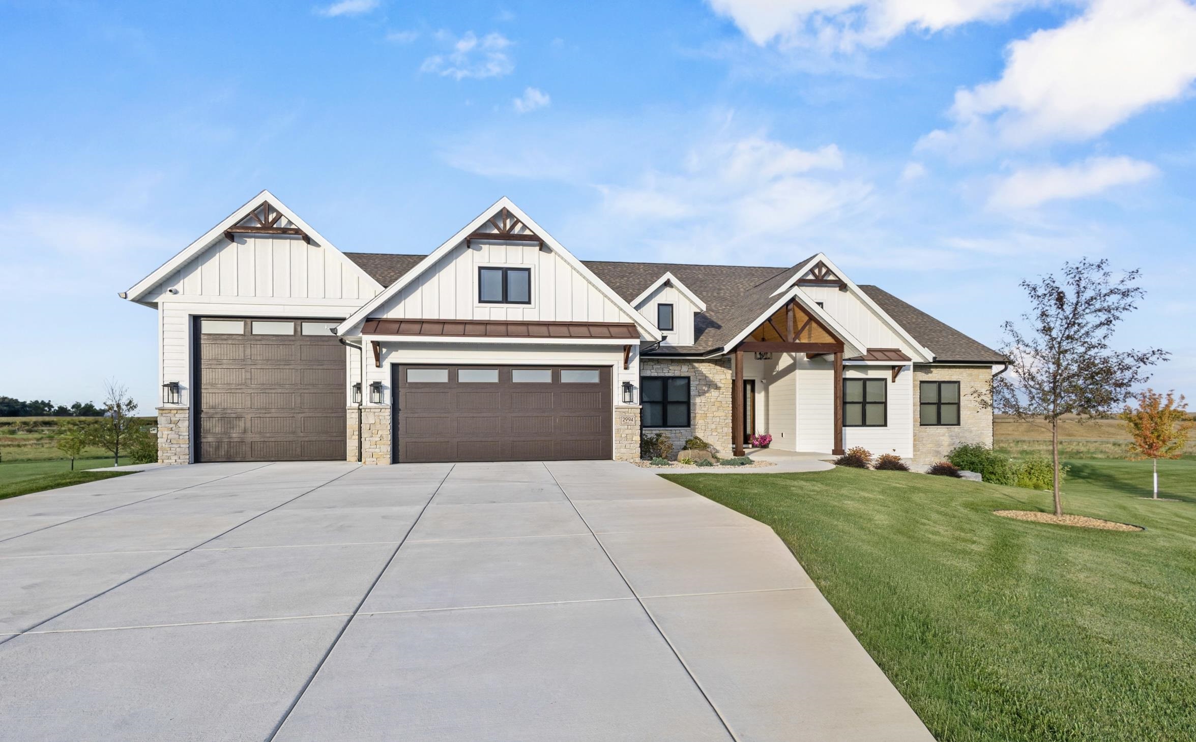 2994 Curtis Court