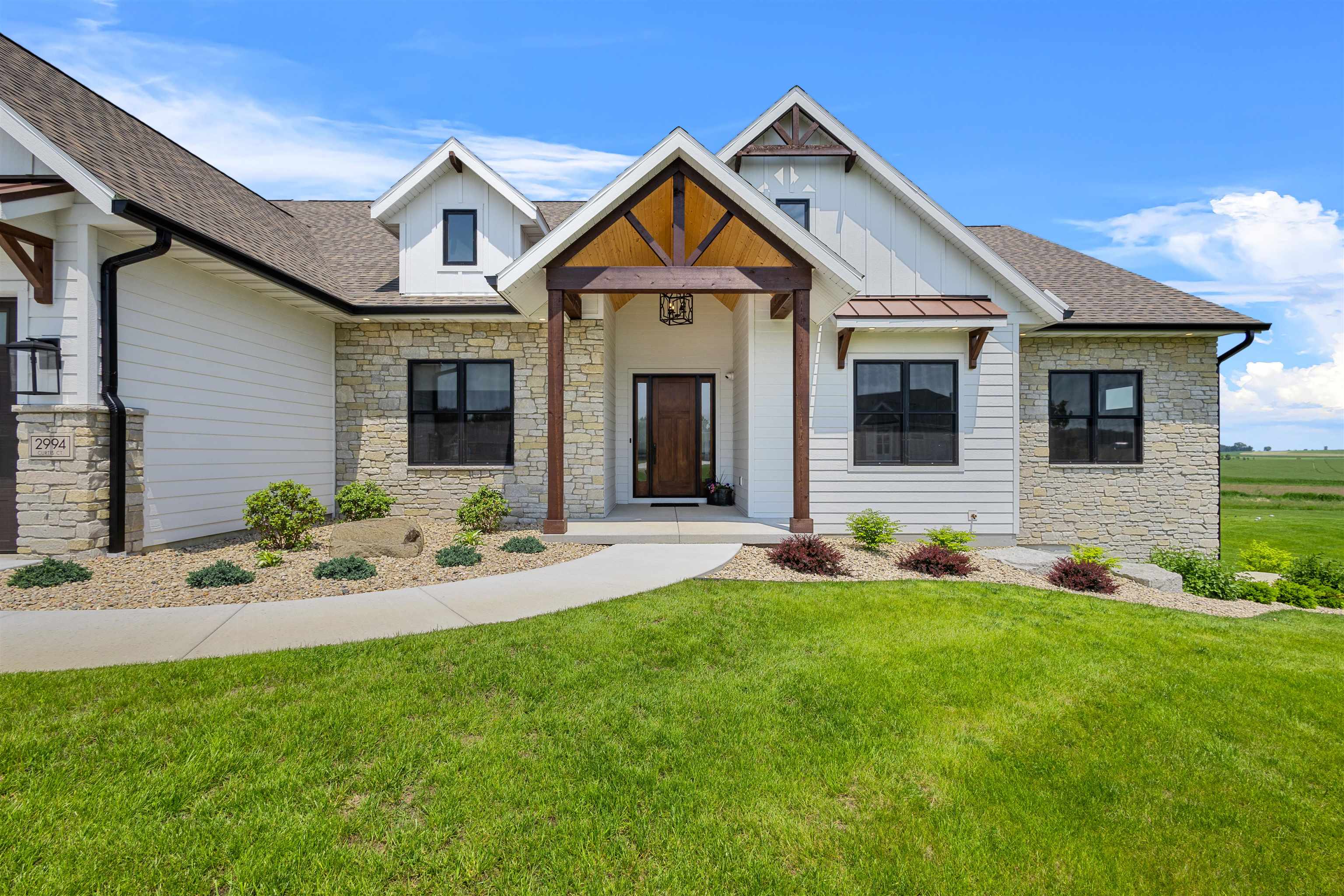 2994 Curtis Court