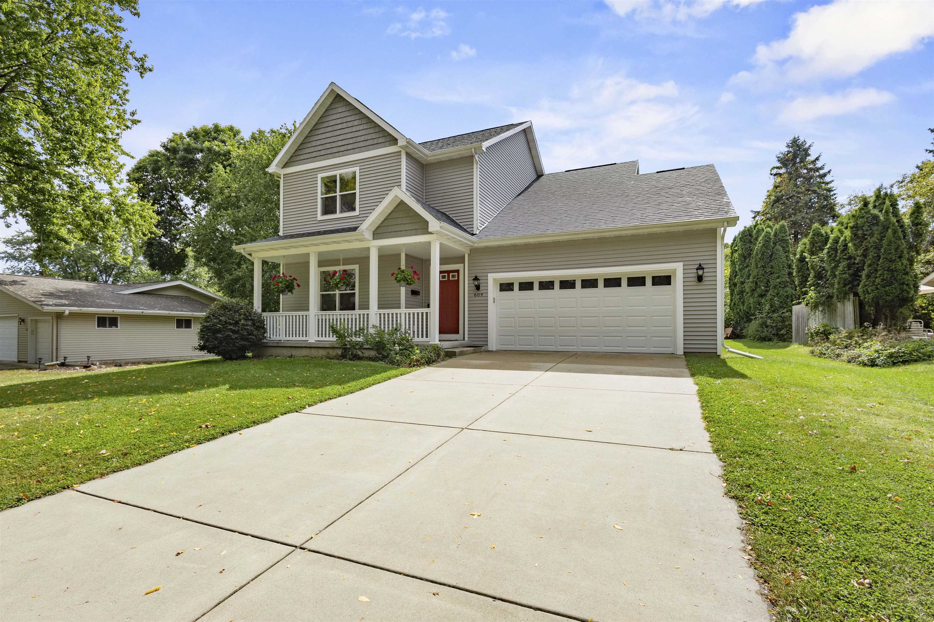 609 Delladonna Way