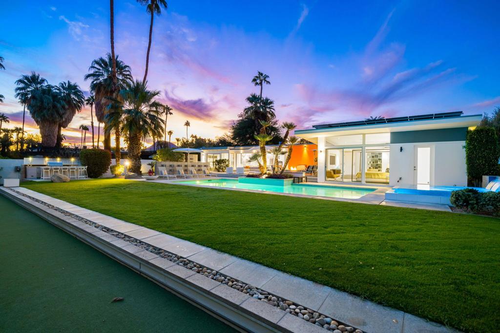 73316 Joshua Tree Street