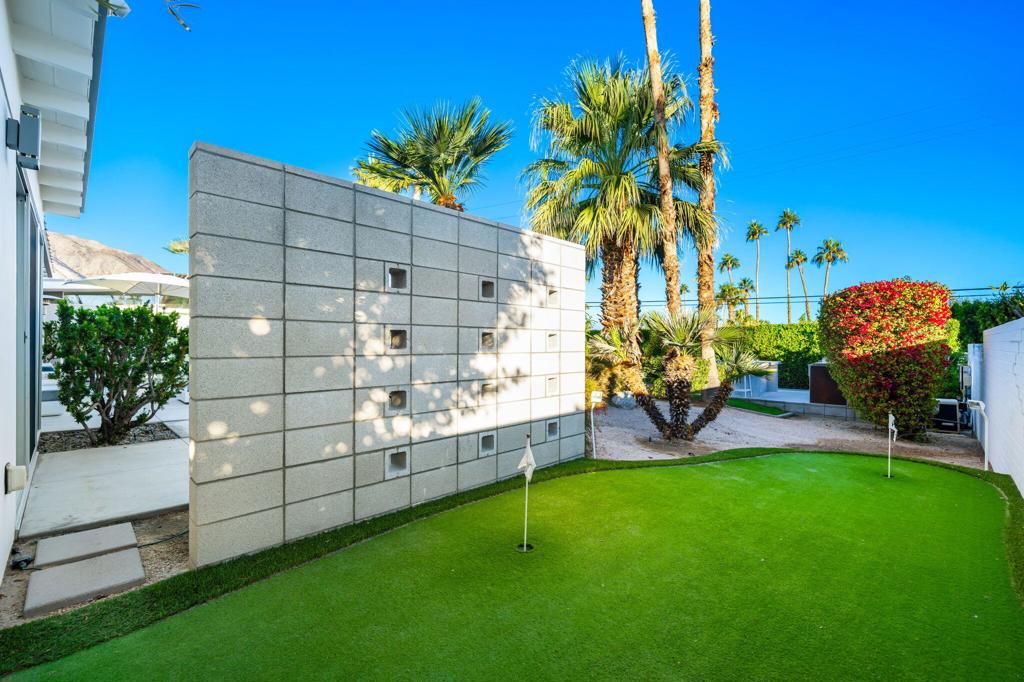 73316 Joshua Tree Street