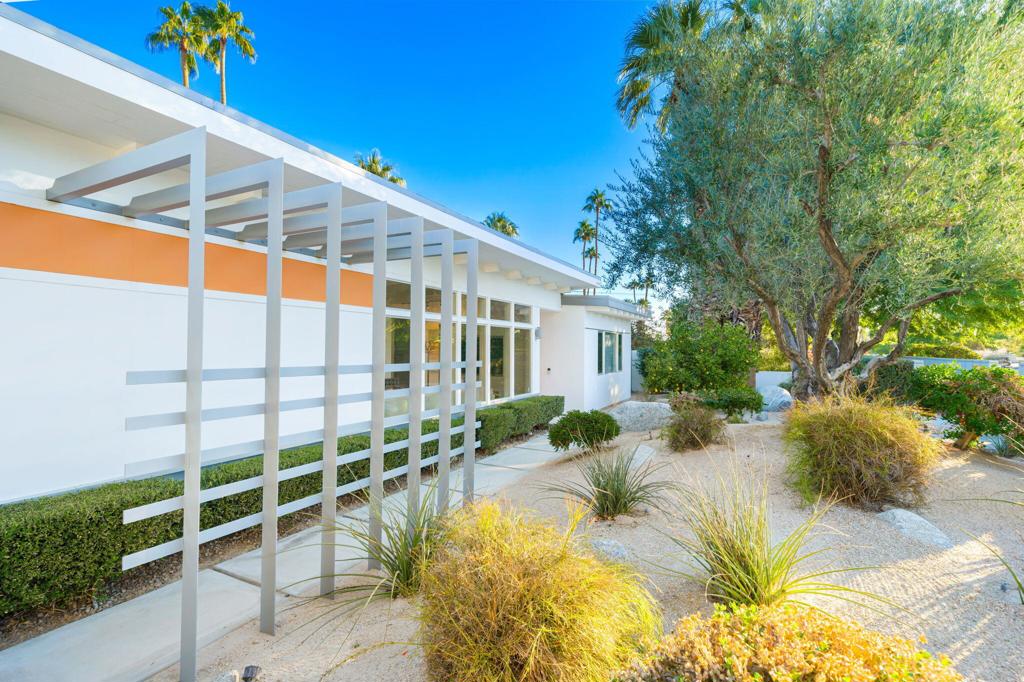 73316 Joshua Tree Street