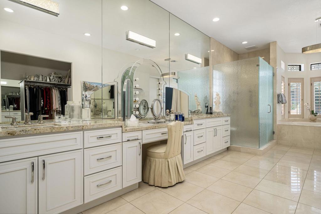 77085 Sandpiper Drive