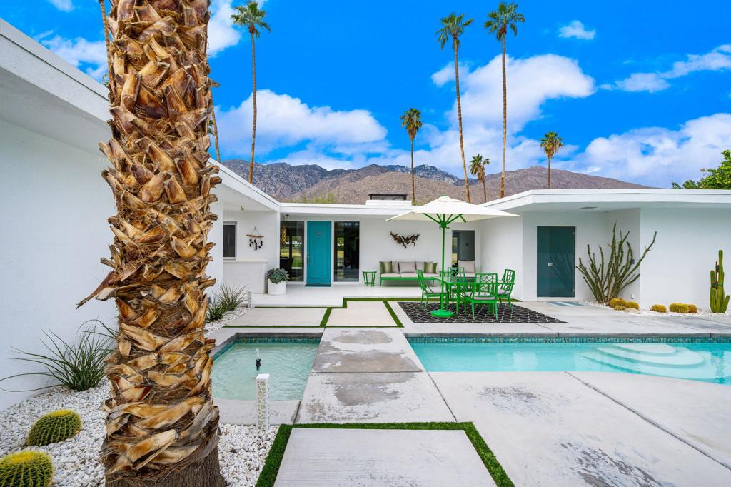 2309 S Yosemite Drive