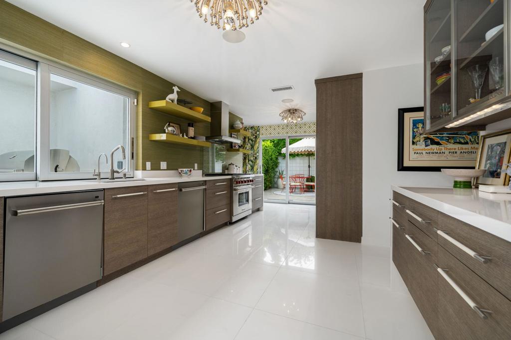 2309 S Yosemite Drive