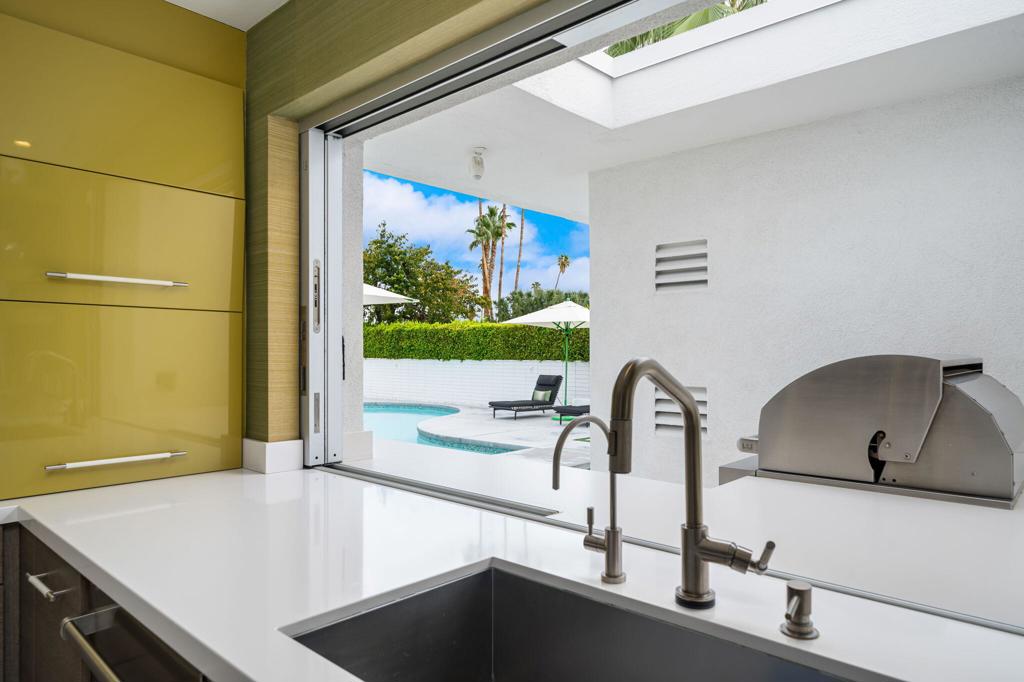 2309 S Yosemite Drive