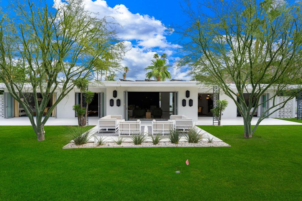 2309 S Yosemite Drive