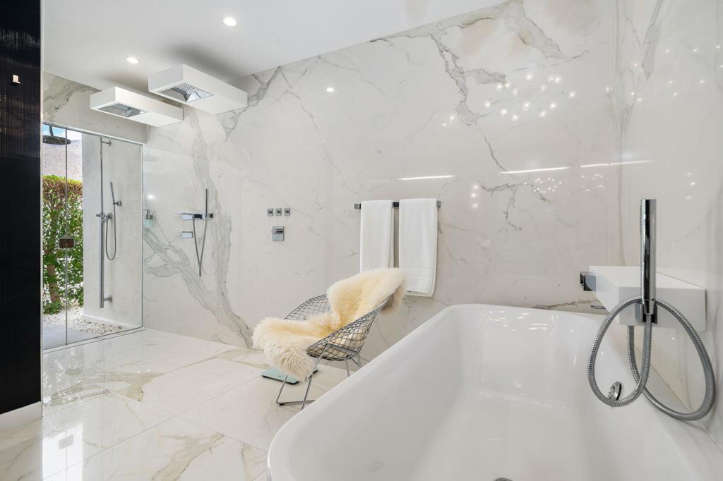 2309 S Yosemite Drive