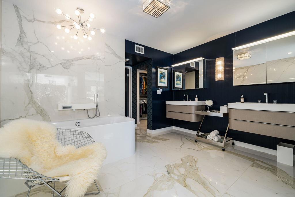 2309 S Yosemite Drive