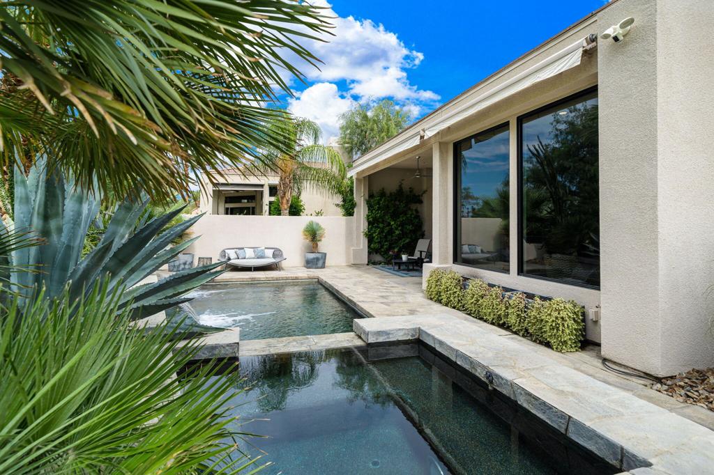 12 Birkdale Circle