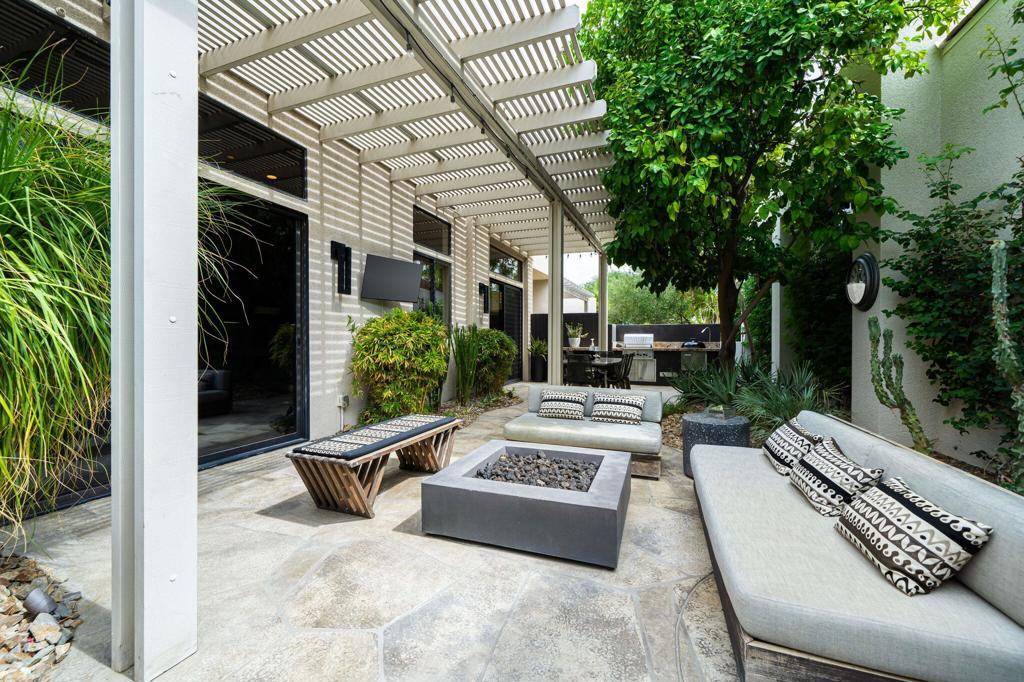 12 Birkdale Circle