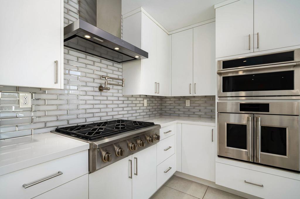 2326 S Toledo Avenue