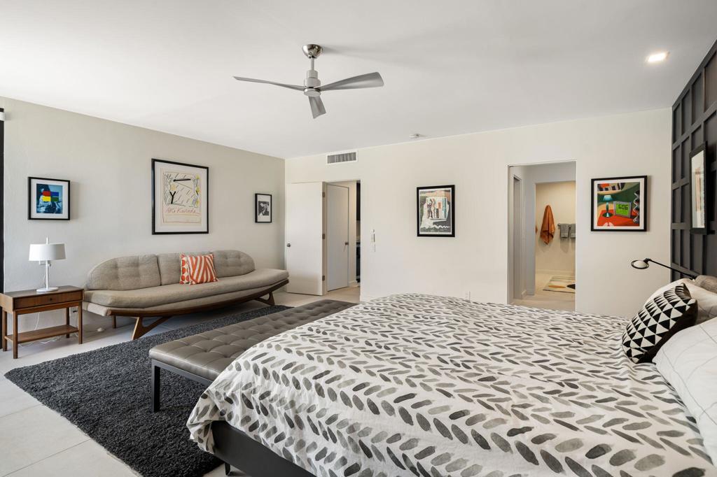 2326 S Toledo Avenue