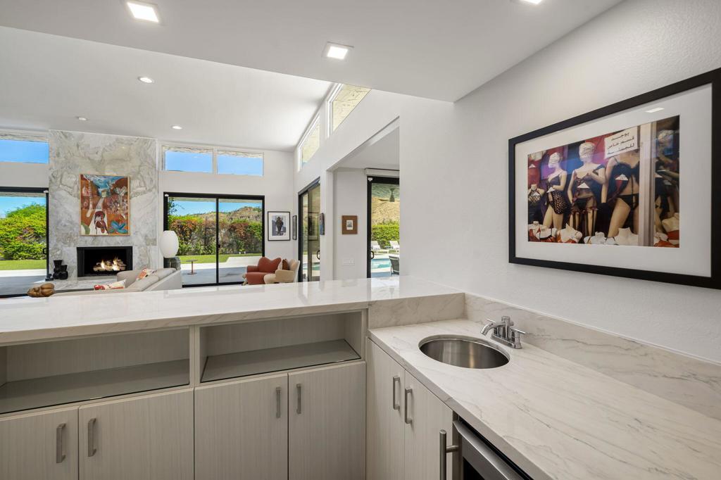 2326 S Toledo Avenue