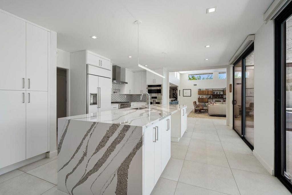 2326 S Toledo Avenue