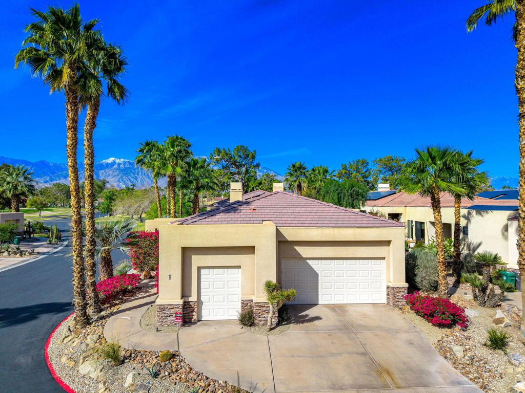 1 Birkdale Circle
