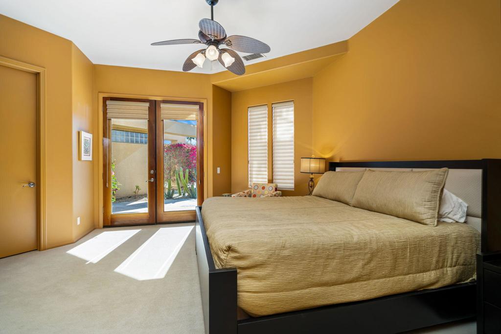 1 Birkdale Circle