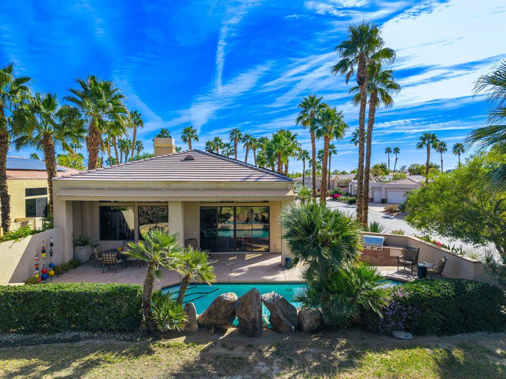 1 Birkdale Circle