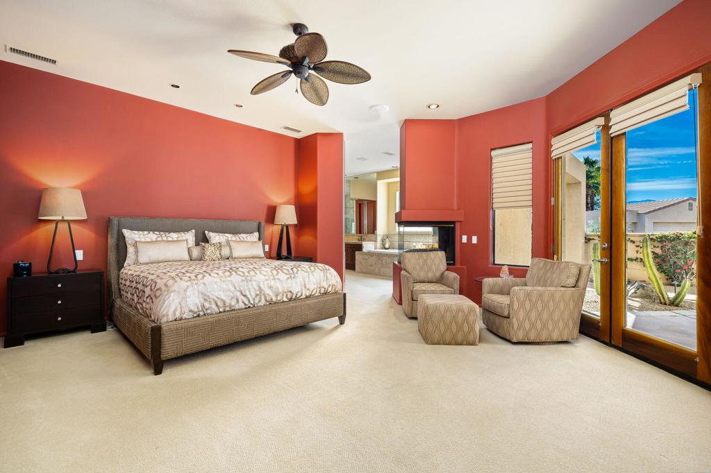 1 Birkdale Circle