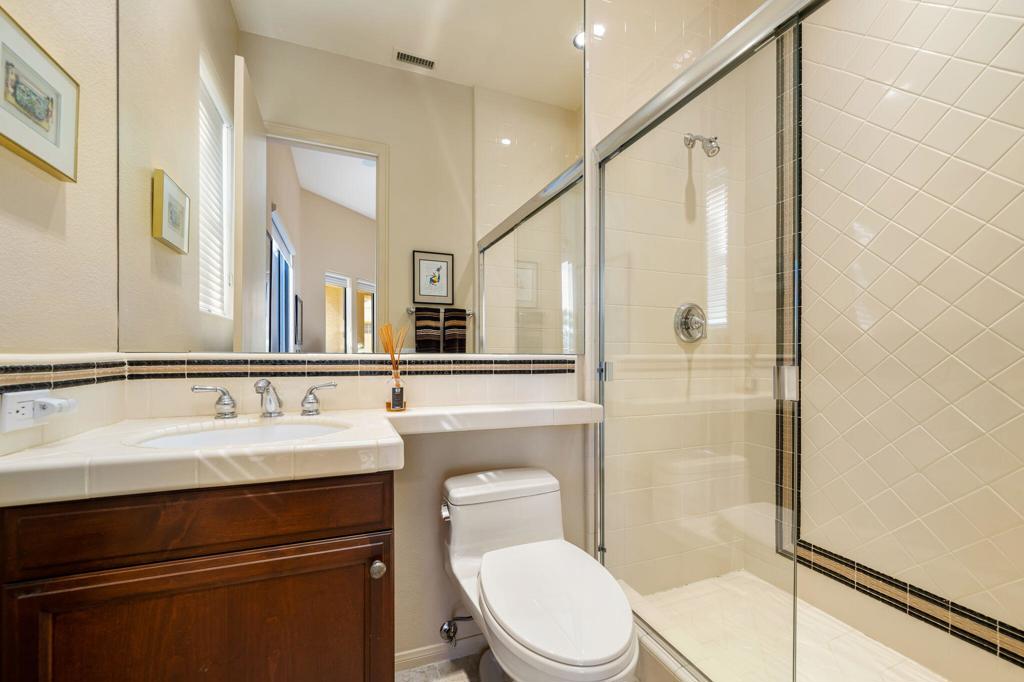 1 Birkdale Circle
