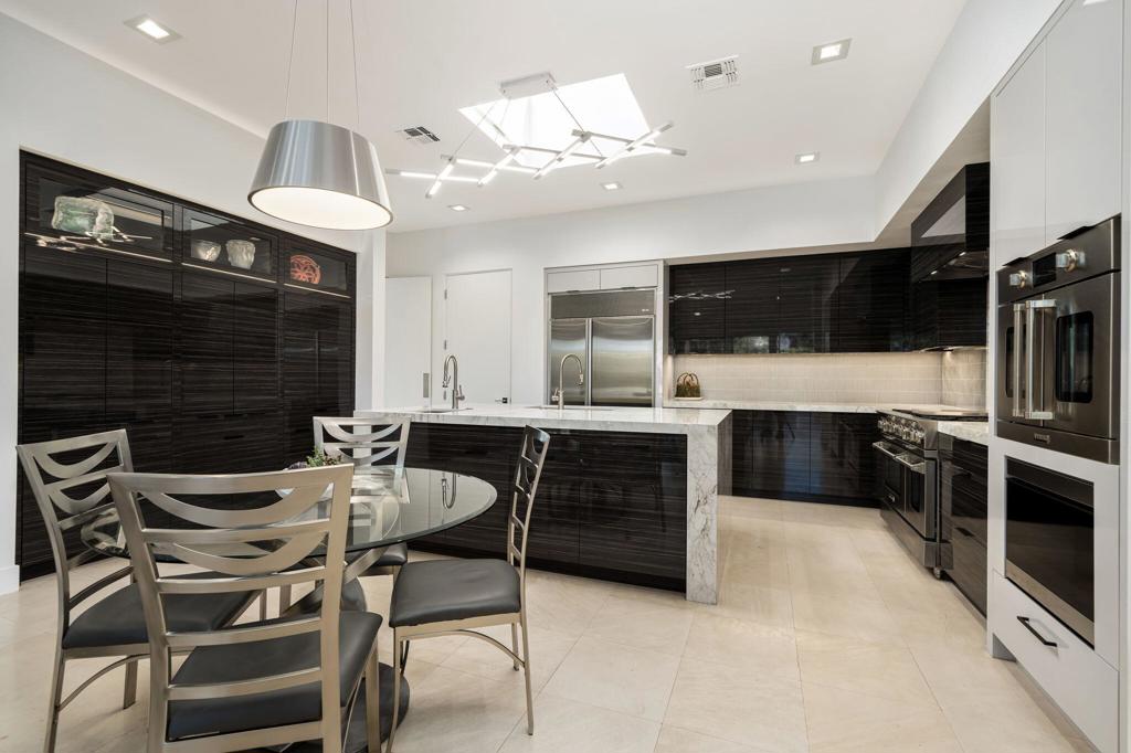 105 Waterford Circle