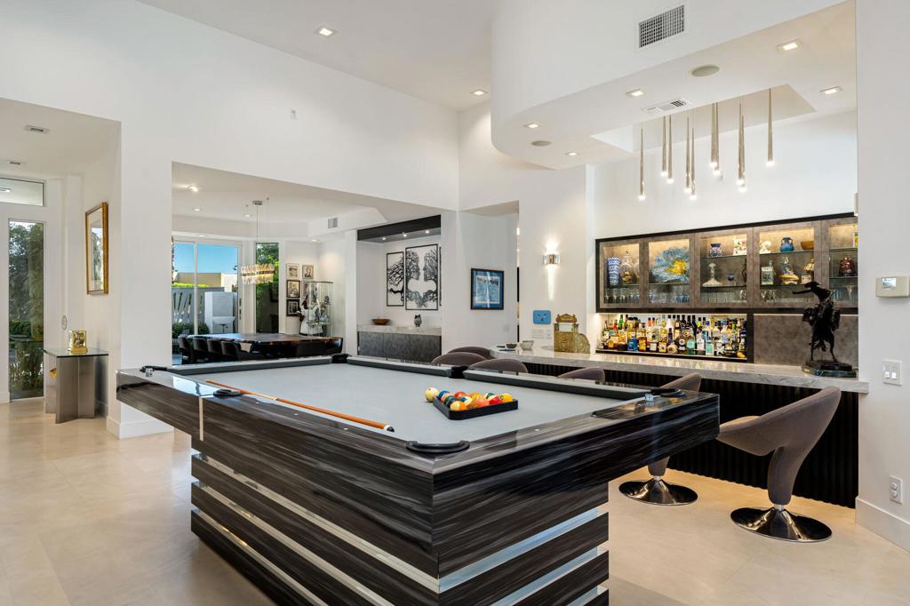 105 Waterford Circle