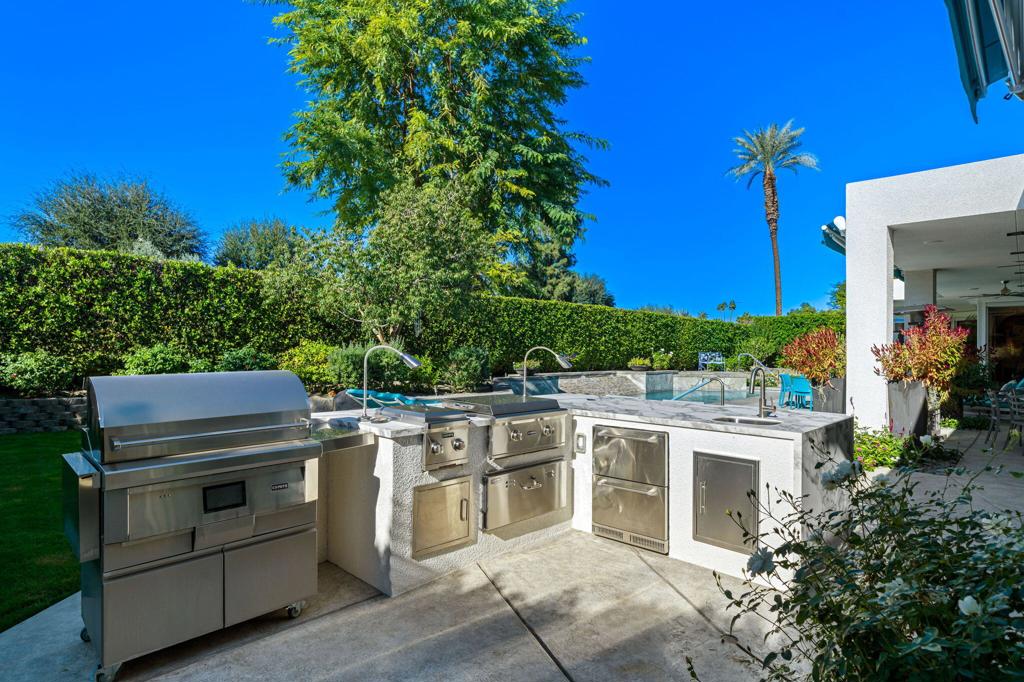 105 Waterford Circle