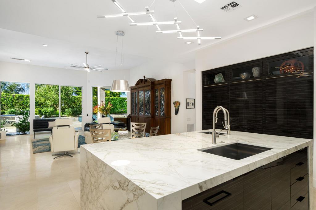 105 Waterford Circle