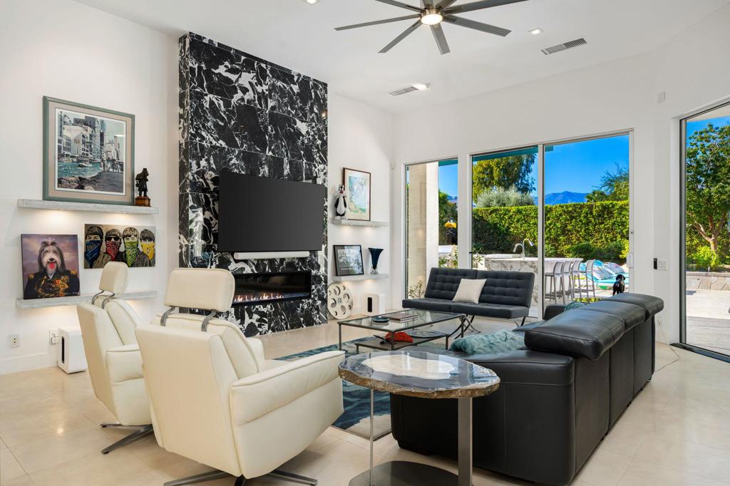 105 Waterford Circle