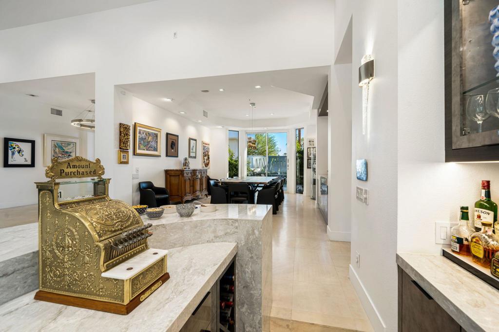 105 Waterford Circle