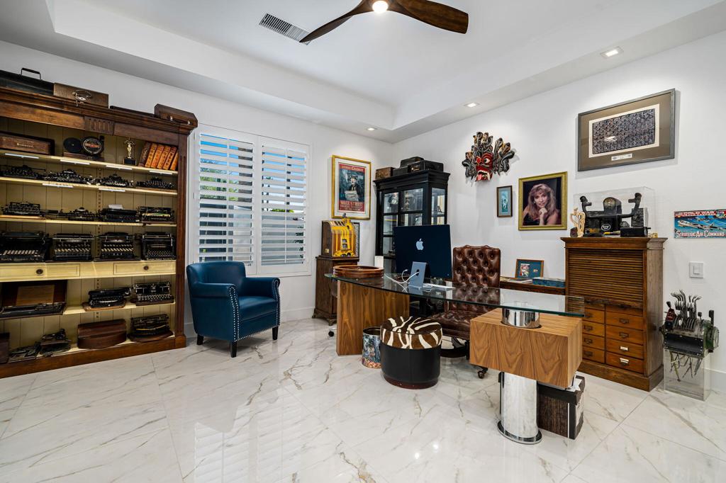 105 Waterford Circle