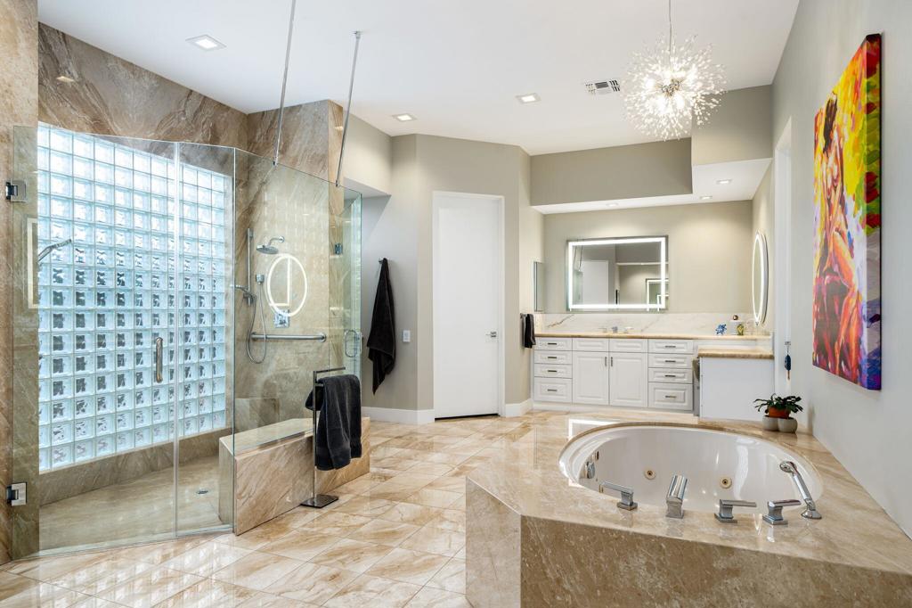 105 Waterford Circle