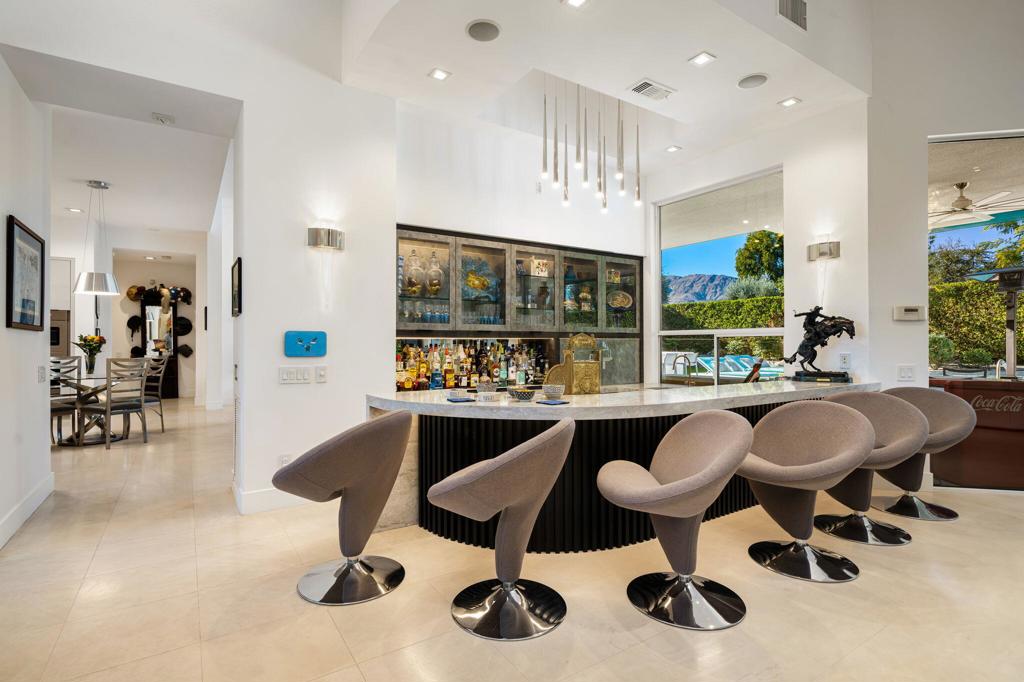 105 Waterford Circle