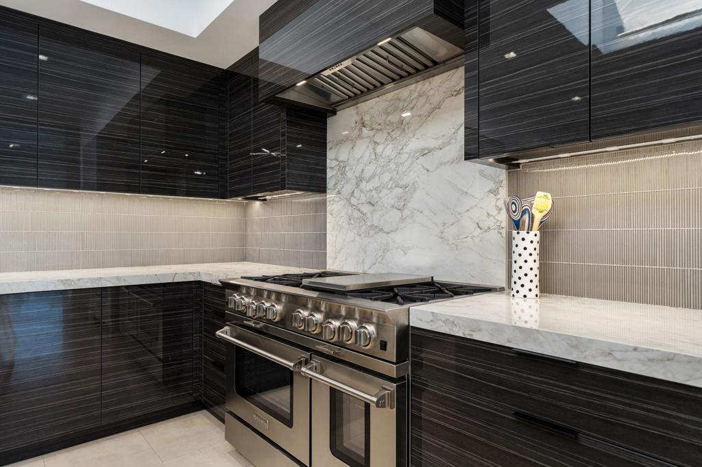 105 Waterford Circle