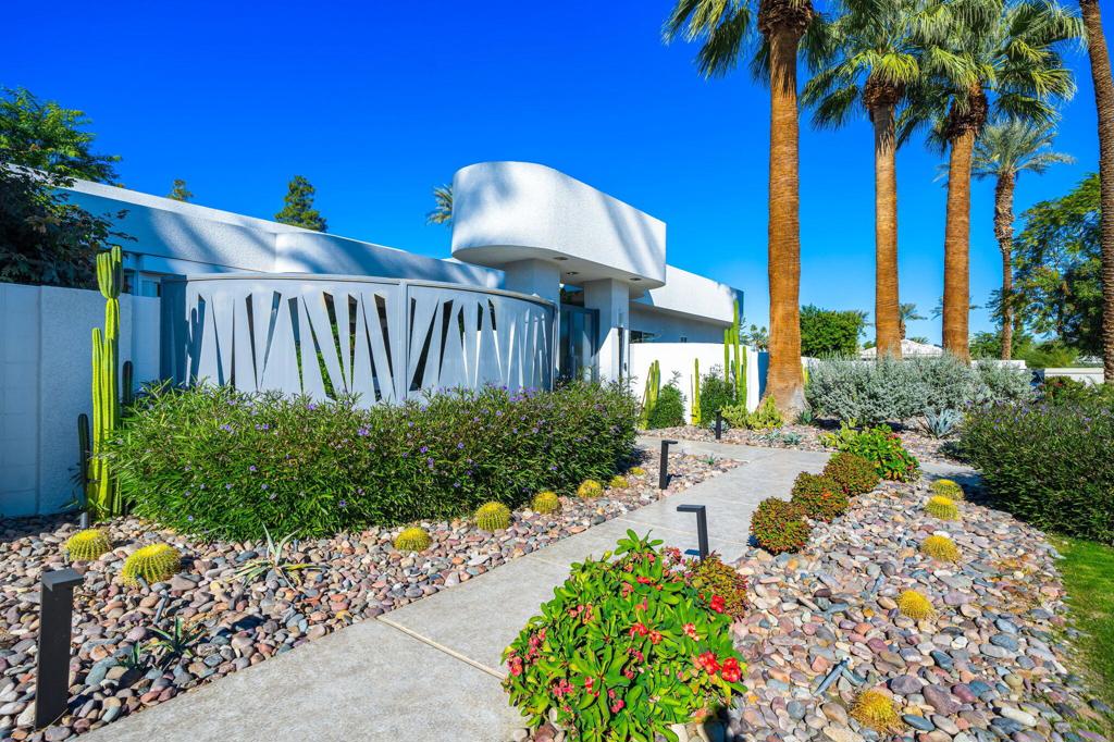 105 Waterford Circle