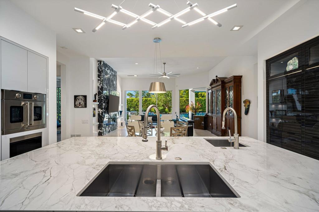 105 Waterford Circle