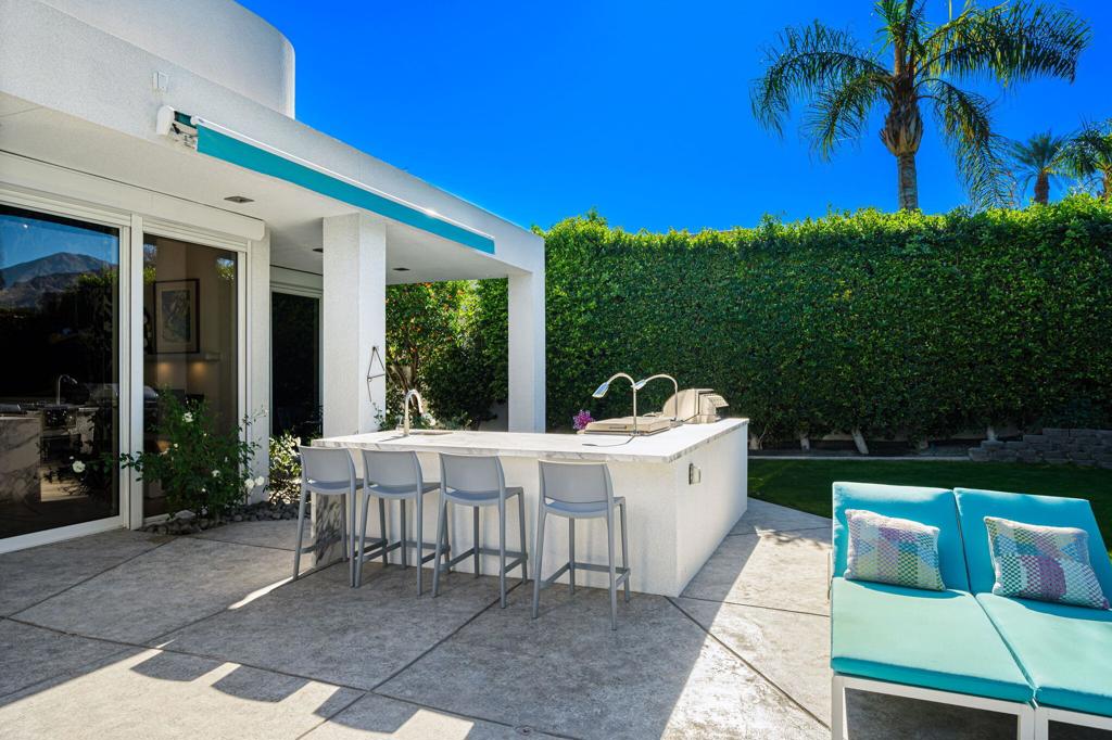 105 Waterford Circle