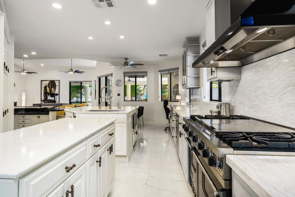 38271 Tandika Trail N