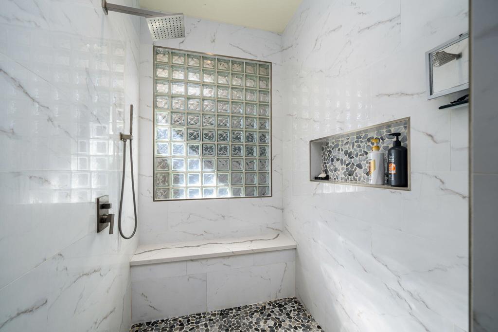 38271 Tandika Trail N