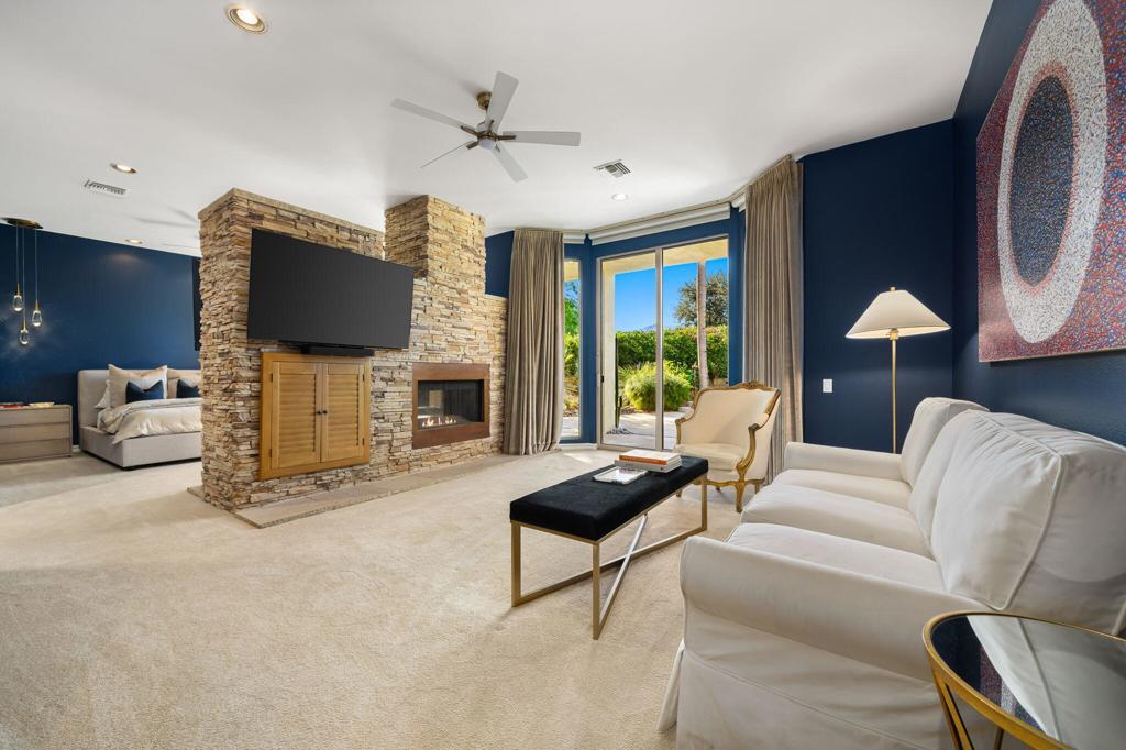 103 Waterford Circle