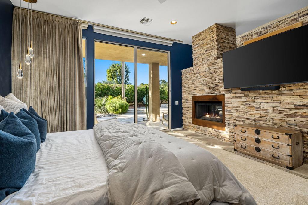 103 Waterford Circle