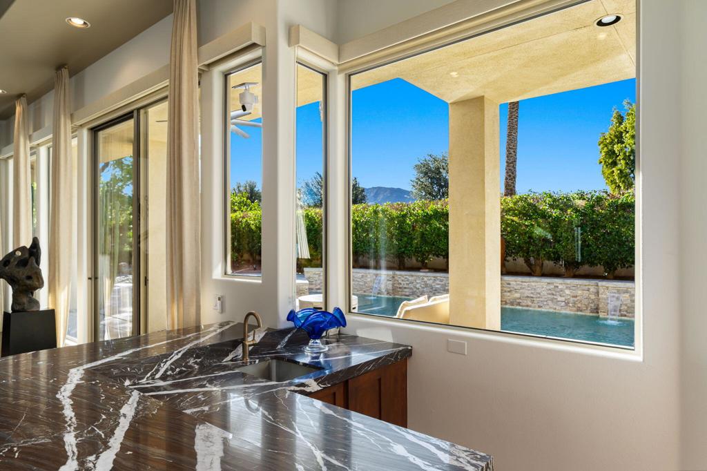 103 Waterford Circle