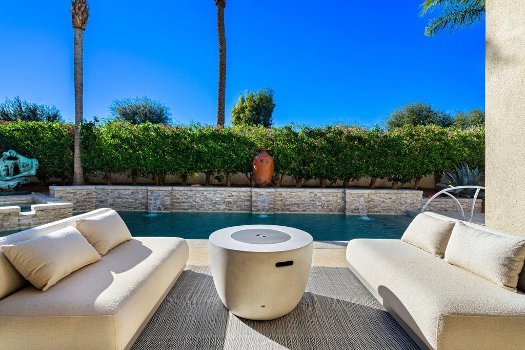 103 Waterford Circle