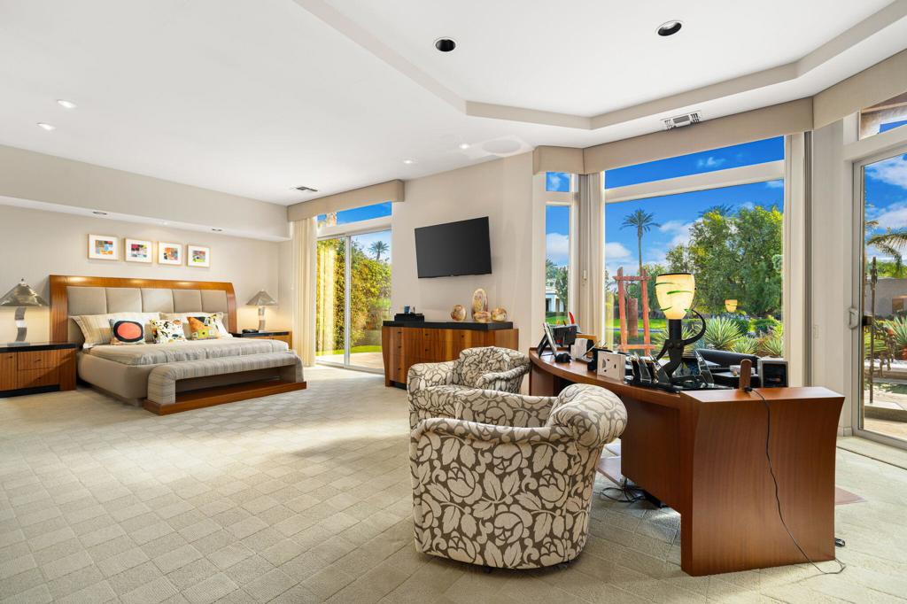 206 Crystal Bay Court